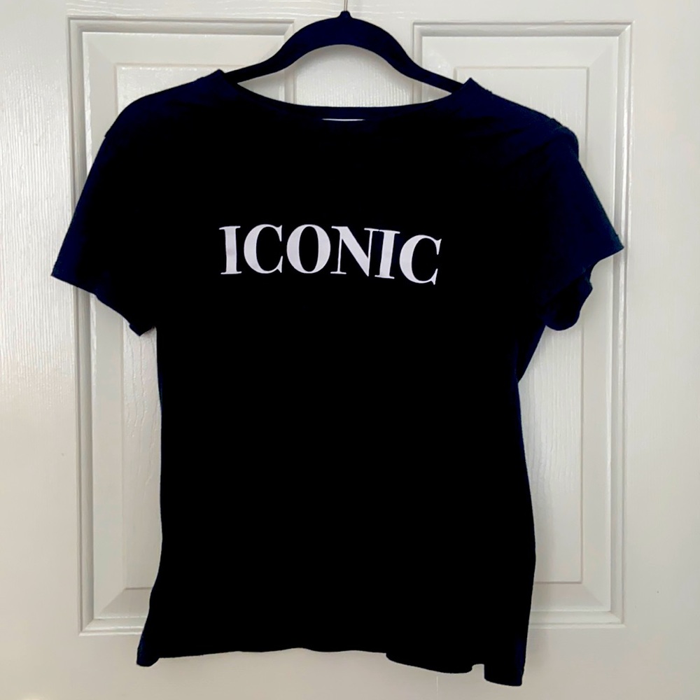 black simple tee shirt